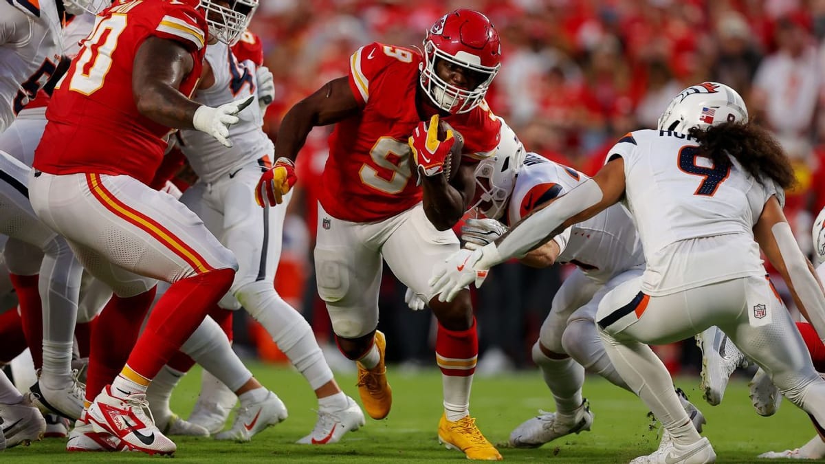 Chiefs domină Broncos 31-10: debut strălucit al lui Kenneth Walker III și revenirea lui Patrick Mahomes