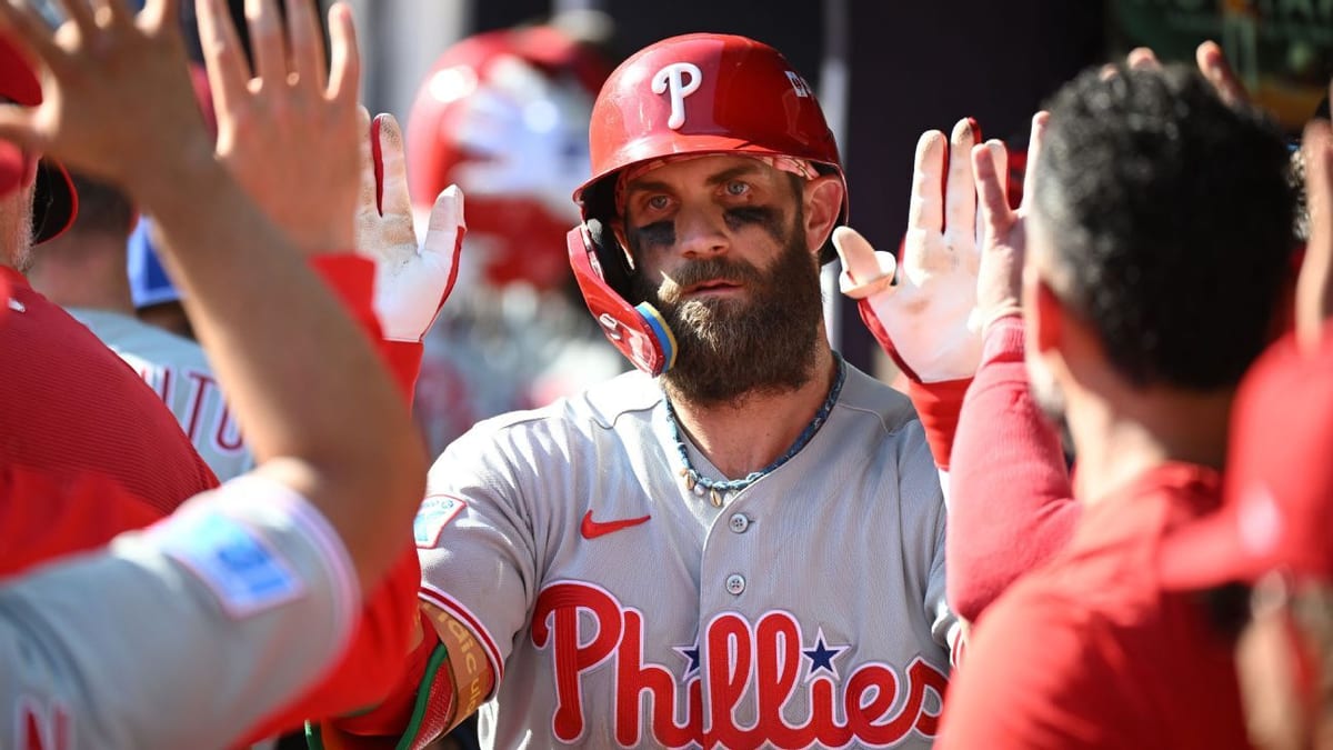 Harper își redresează greșeala, iar Bohm dă homerul salvator în victorie pentru Phillies în Game 2 contra Braves